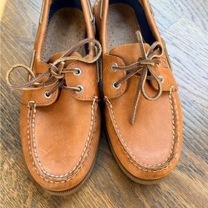 Sperry Classic Brown Leather loafers